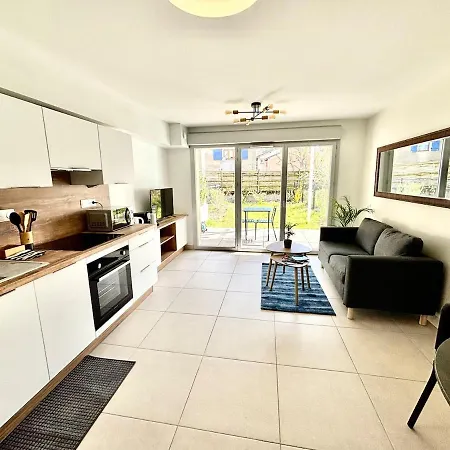 Au Grand Port Terrasse, Jardin Privé Et Garage Inclus Appartement Aix-les-Bains