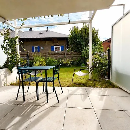 Au Grand Port Terrasse, Jardin Privé Et Garage Inclus
